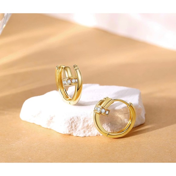 14k Gold Plated Twisted Nail Huggie Earrings Small Hoop Gold Hypoallergenic CZ - Picture 3 of 5